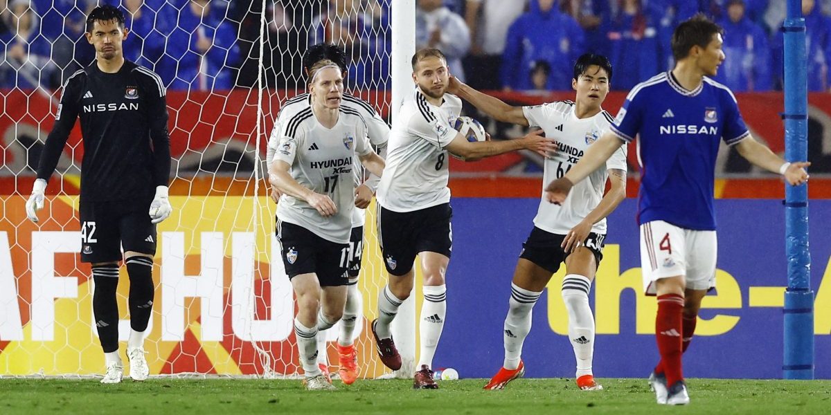 Ulsan Hyundai Gustav Ludwigson och Darijan Bojanic klubblags-VM