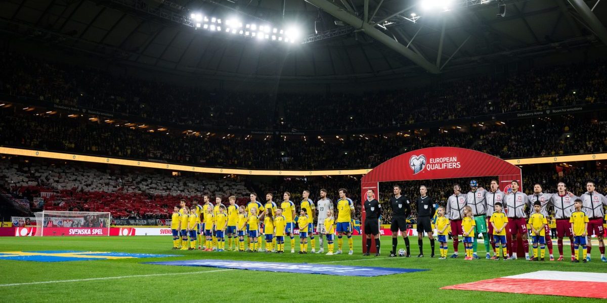 Nationalsången Sverige mot Polen
