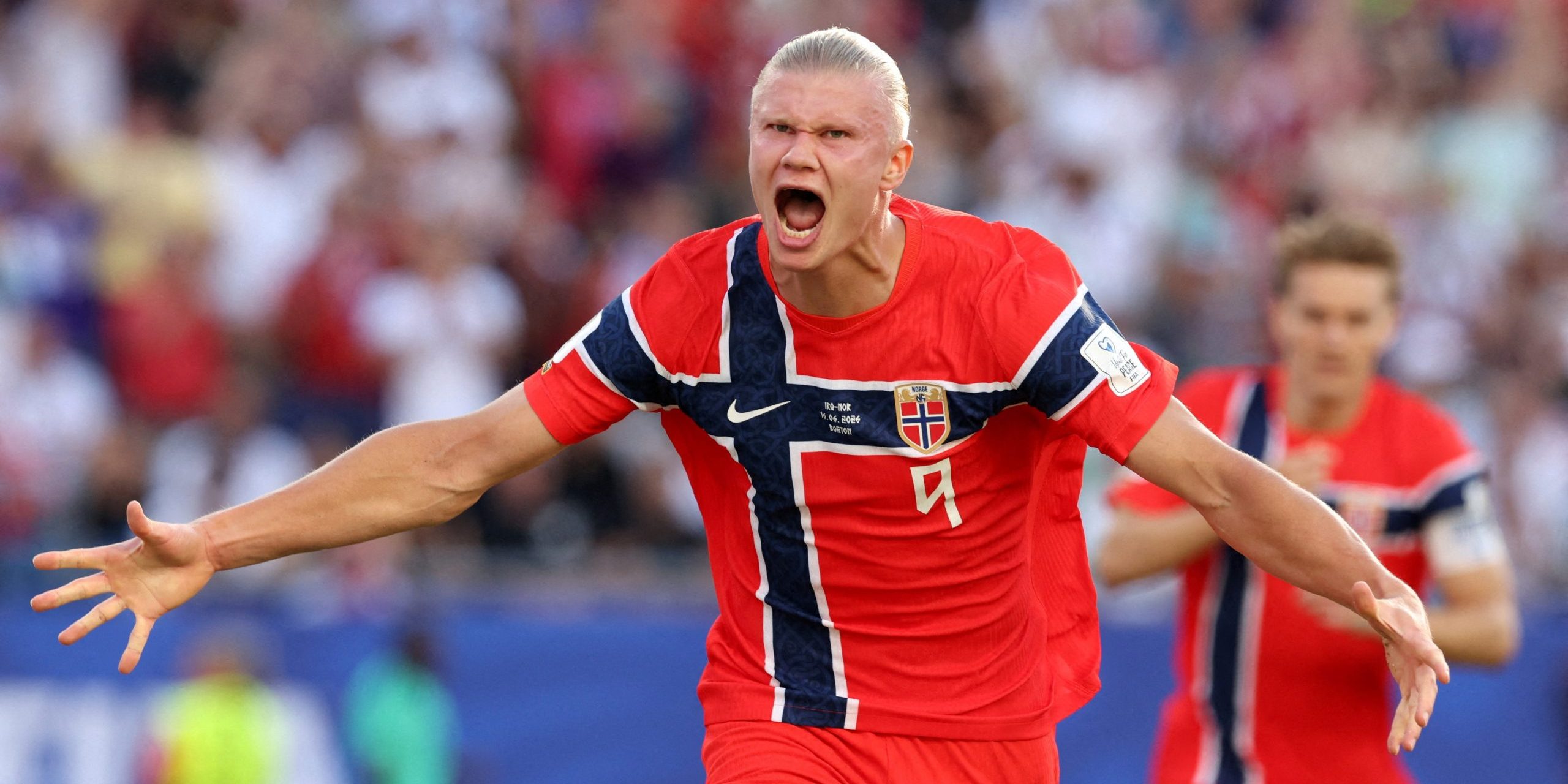 Erling Haaland med sitt Norge under VM-premiären