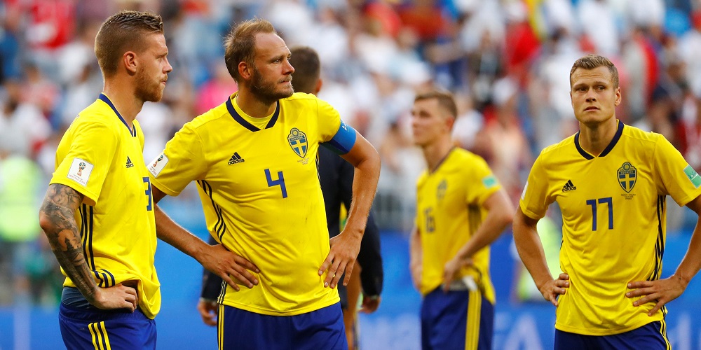 Sverige Os Fotboll / Roybbfvjneilwm / ägde spelet de första tio